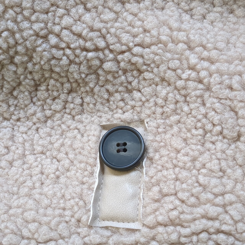 H&M Women's Cream Sherpa Jacket NWOT - Picture 5 of 7
